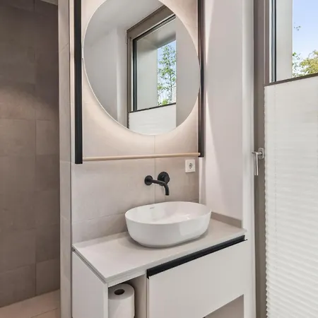 1 Bedroom Amazing In Tossens 아파트 *