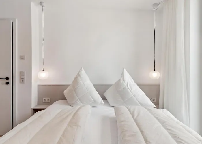 1 Bedroom Amazing In Tossens Apartman Stick